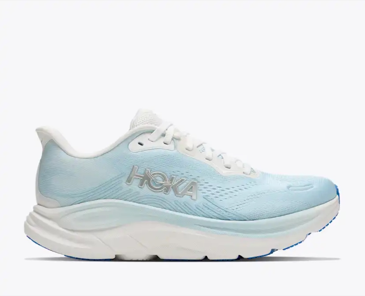Hoka Clifton 11